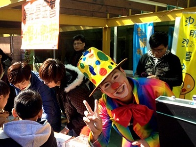 「大自然長頸鹿幼兒園」捐園遊會收入 資助燒傷朋友重建基金