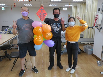 相互支持祝福　一起挺過復健難關-東區中心的服務故事