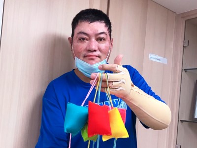 夫夫 加發加發衣　「你好 ! 」我們都要變好