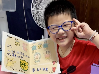 揮別偷哭的日子，慈母伴兒度燒傷難關